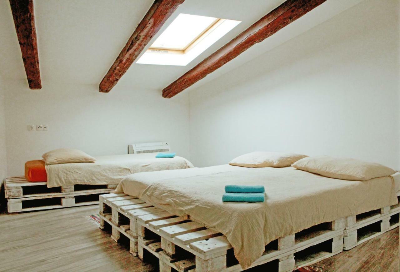 Hostel Mare ชิเบนิก ภายนอก รูปภาพ